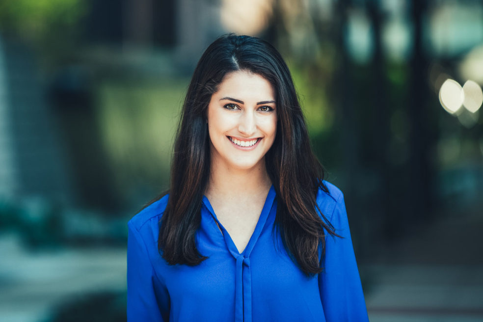 Chicago Outdoor Headshots | Casual